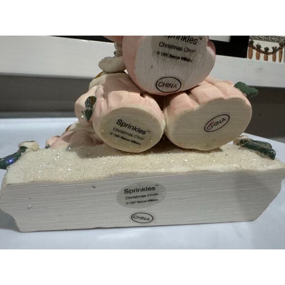 Studio G SPRINKLES Tidings of Comfort & Joy Angel Christmas Choir - Picture 7 of 10